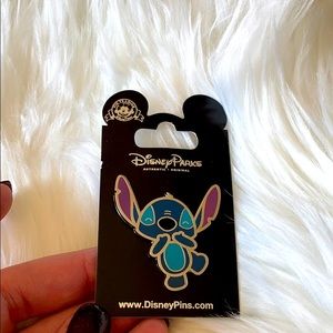 Disney pin of Stitch